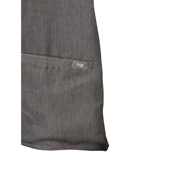 FIGS Casma Graphite Gray 3-Pocket Scrub Top FW1100 Technical Collection SMALL H - Picture 6 of 9